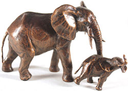 Michael Simpson, Bronze, Elephant Cow and Calf Medium image. Click to enlarge